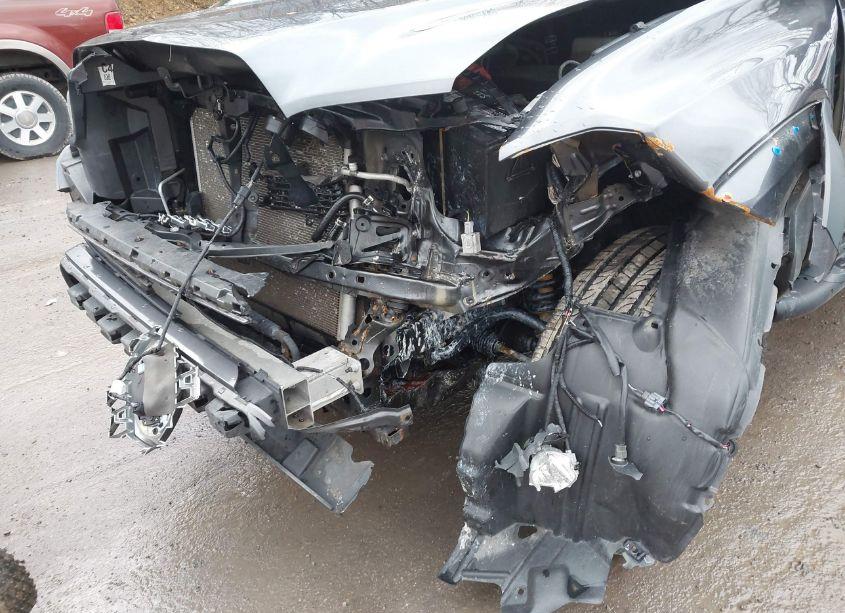 Photo 6 of 2018 Toyota Tacoma TRD OFF ROAD (VIN 3TMCZ5AN6JM159744)