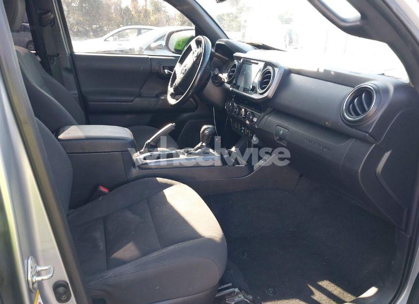 Photo 5 of 2018 Toyota Tacoma TRD SPORT (VIN 3TMCZ5AN6JM185891)