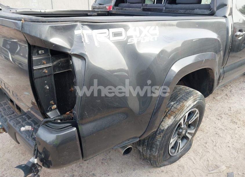 Photo 22 of 2019 Toyota Tacoma TRD SPORT (VIN 3TMCZ5AN6KM199663)