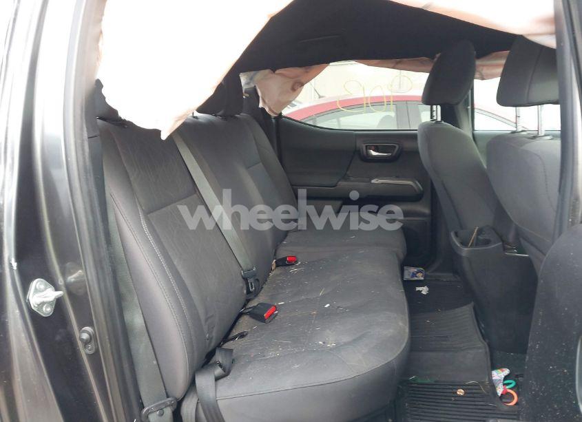 Photo 8 of 2019 Toyota Tacoma TRD SPORT (VIN 3TMCZ5AN6KM199663)