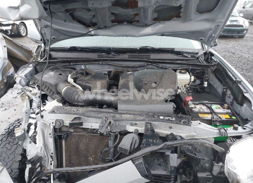 Photo 10 of 2019 Toyota Tacoma TRD OFF ROAD (VIN 3TMCZ5AN6KM235786)