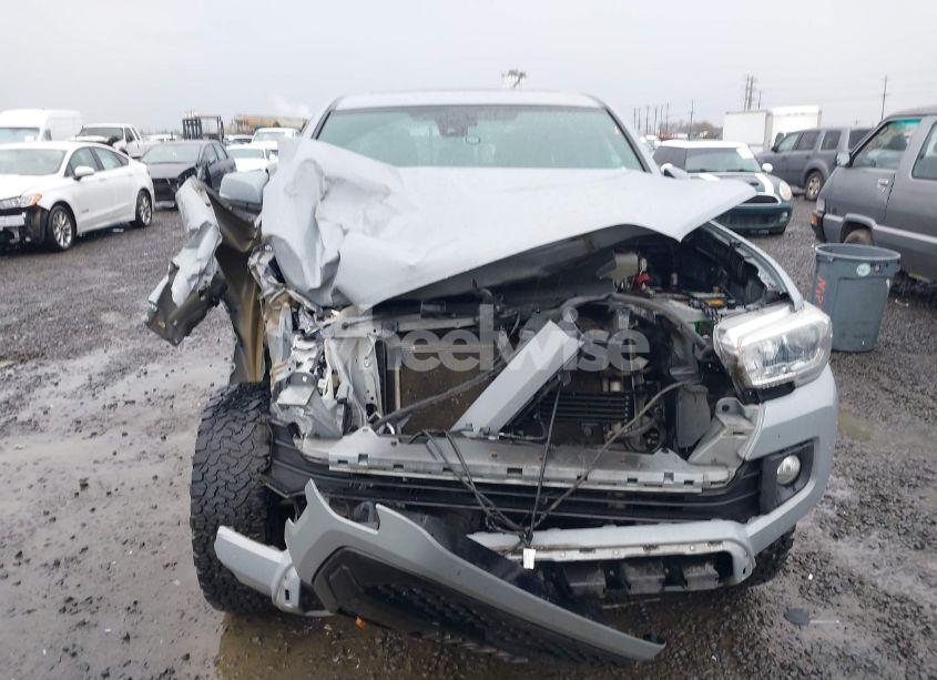 Photo 12 of 2019 Toyota Tacoma TRD OFF ROAD (VIN 3TMCZ5AN6KM235786)