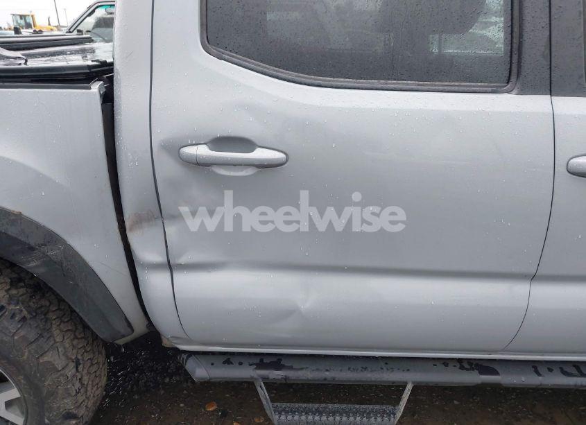 Photo 17 of 2019 Toyota Tacoma TRD OFF ROAD (VIN 3TMCZ5AN6KM235786)
