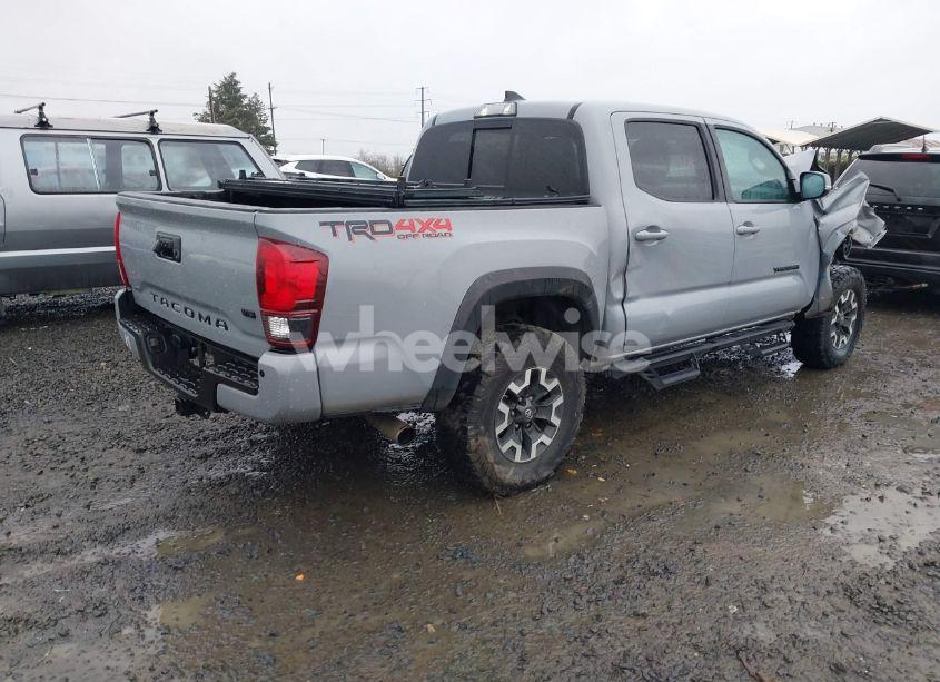 Photo 4 of 2019 Toyota Tacoma TRD OFF ROAD (VIN 3TMCZ5AN6KM235786)