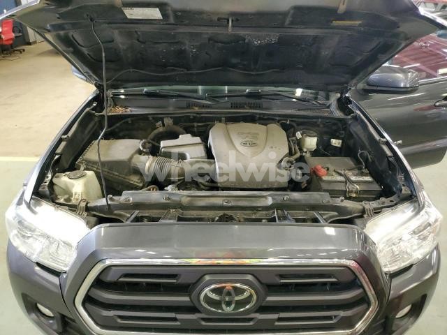 Photo 4 of 2019 TOYOTA TACOMA DOUBLE CAB (VIN 3TMCZ5AN6KM285815)