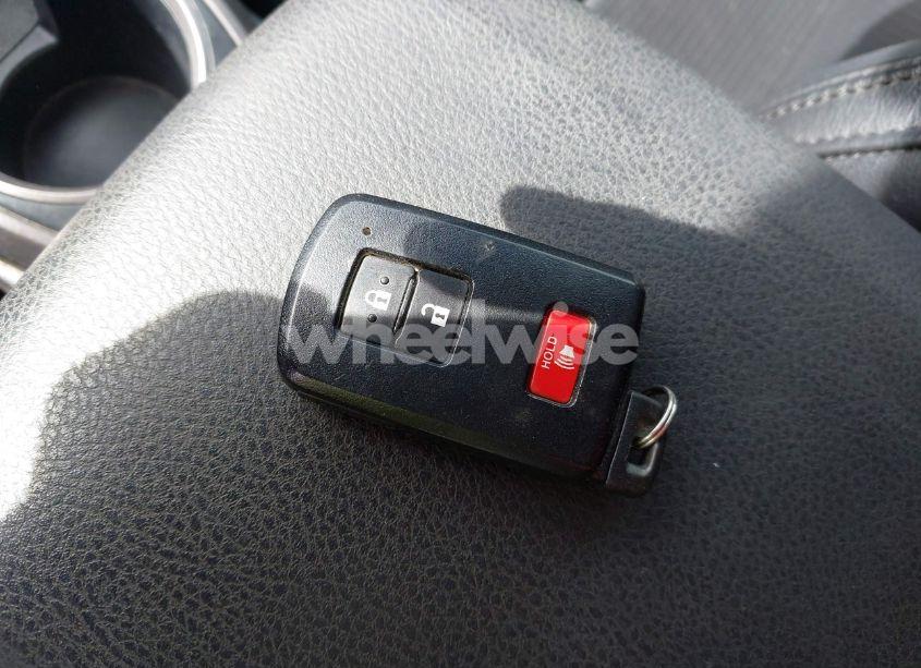 Photo 11 of 2020 Toyota Tacoma TRD OFF-ROAD (VIN 3TMCZ5AN6LM308253)