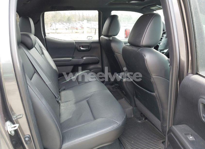 Photo 8 of 2020 Toyota Tacoma TRD OFF-ROAD (VIN 3TMCZ5AN6LM308253)