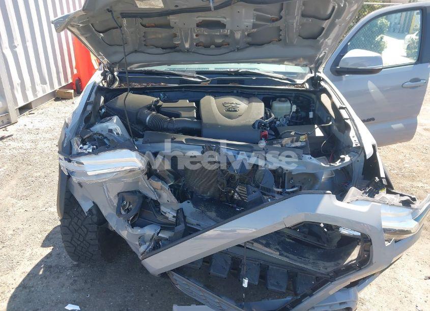 Photo 10 of 2020 Toyota Tacoma TRD OFF-ROAD (VIN 3TMCZ5AN6LM330074)