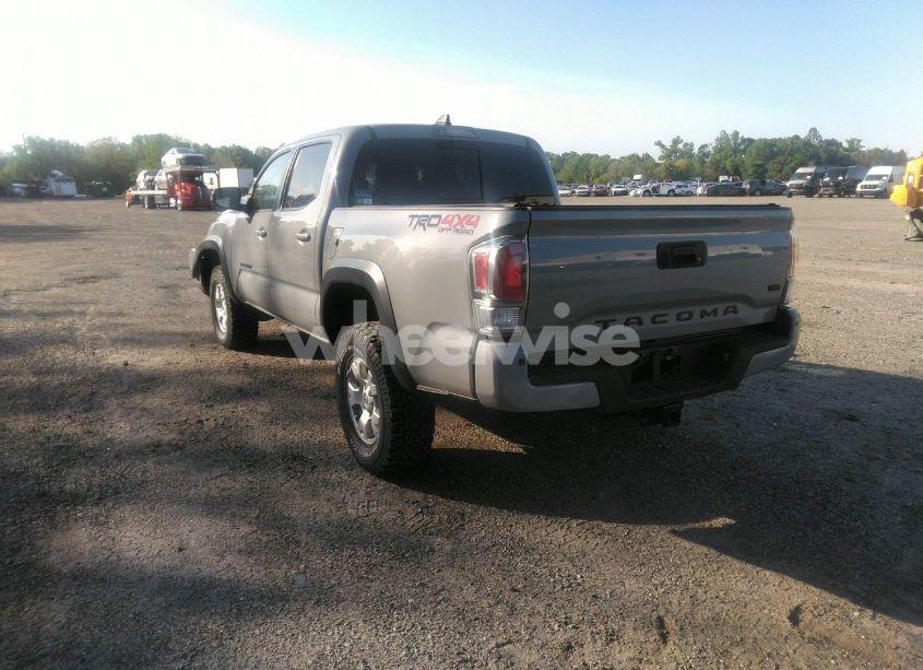 Photo 3 of 2020 Toyota Tacoma TRD OFF-ROAD (VIN 3TMCZ5AN6LM330074)