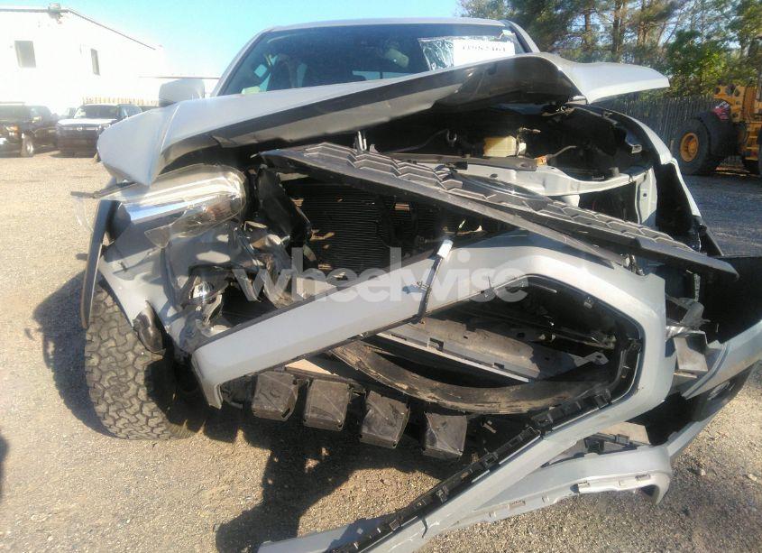 Photo 6 of 2020 Toyota Tacoma TRD OFF-ROAD (VIN 3TMCZ5AN6LM330074)