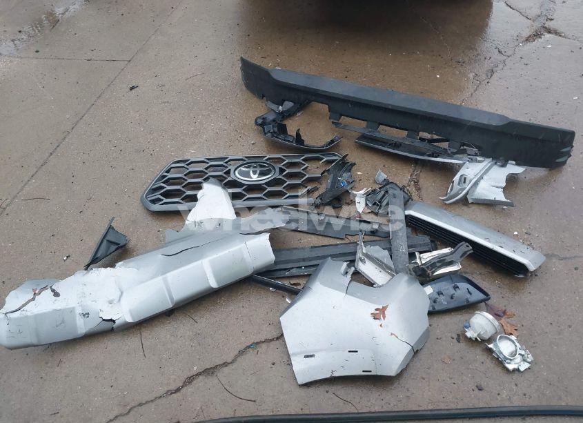 Photo 12 of 2021 Toyota Tacoma TRD SPORT (VIN 3TMCZ5AN6MM387151)