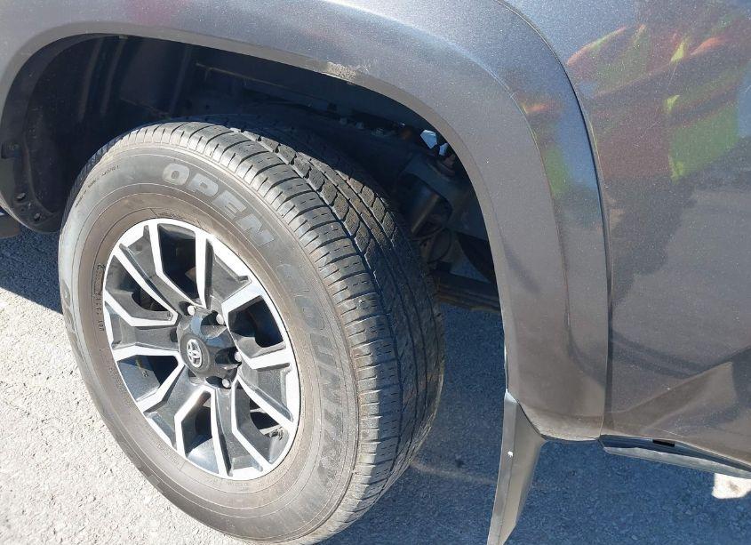 Photo 19 of 2021 Toyota Tacoma TRD SPORT (VIN 3TMCZ5AN6MM392933)