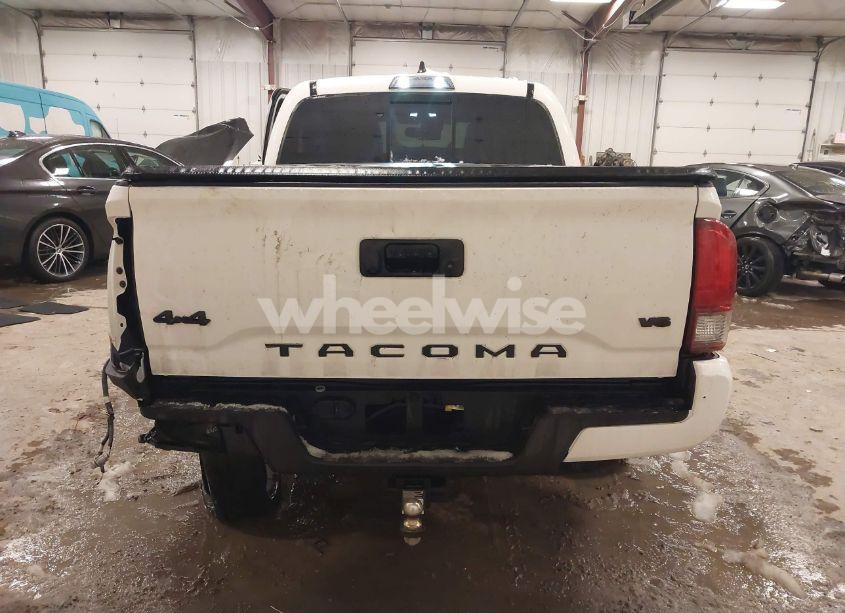 Photo 16 of 2022 Toyota Tacoma SR5 V6 (VIN 3TMCZ5AN6NM469656)