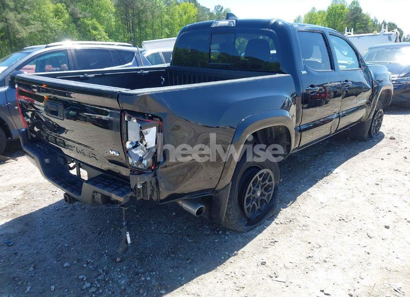 Photo 4 of 2022 Toyota Tacoma SR5 V6 (VIN 3TMCZ5AN6NM470192)