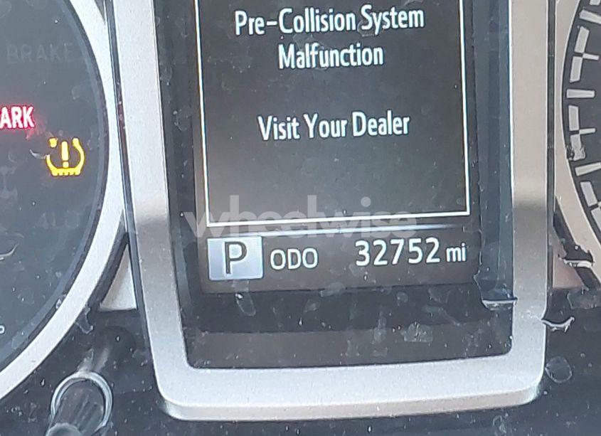 Photo 6 of 2022 Toyota Tacoma SR5 V6 (VIN 3TMCZ5AN6NM470192)