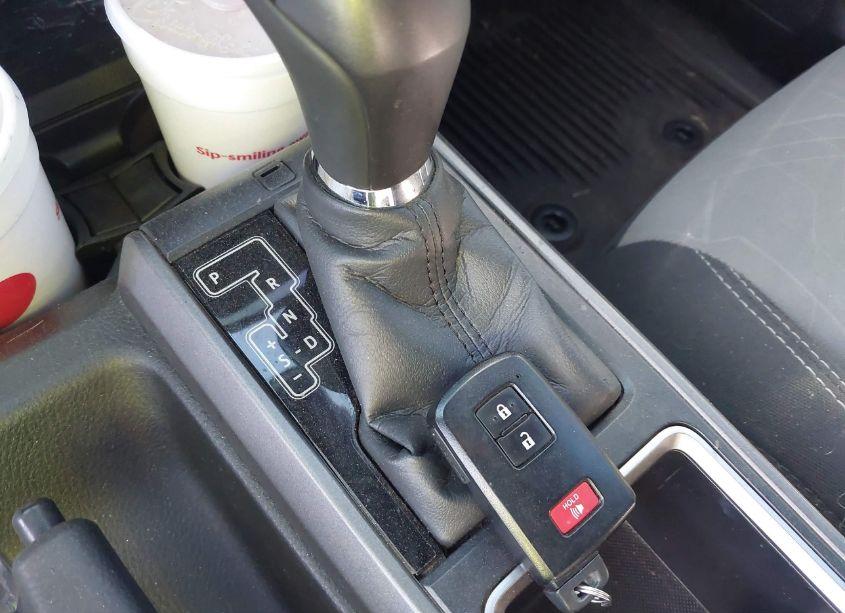 Photo 11 of 2022 Toyota Tacoma TRD OFF ROAD (VIN 3TMCZ5AN6NM473786)