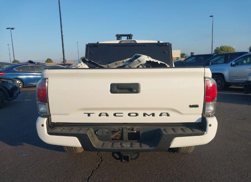 Photo 17 of 2022 Toyota Tacoma TRD OFF ROAD (VIN 3TMCZ5AN6NM473786)