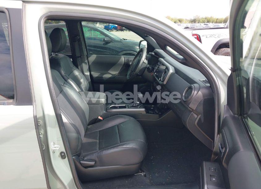 Photo 5 of 2022 Toyota Tacoma TRD OFF ROAD (VIN 3TMCZ5AN6NM480494)