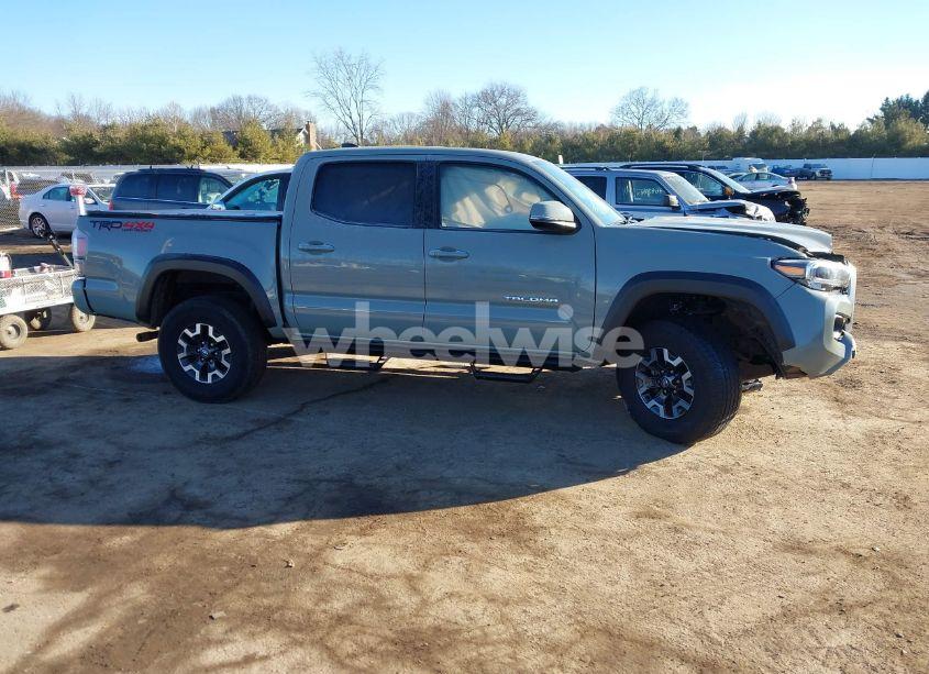 Photo 13 of 2022 Toyota Tacoma TRD OFF ROAD (VIN 3TMCZ5AN6NM482746)