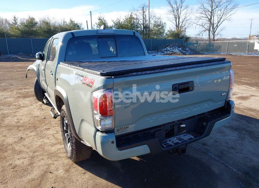 Photo 3 of 2022 Toyota Tacoma TRD OFF ROAD (VIN 3TMCZ5AN6NM482746)