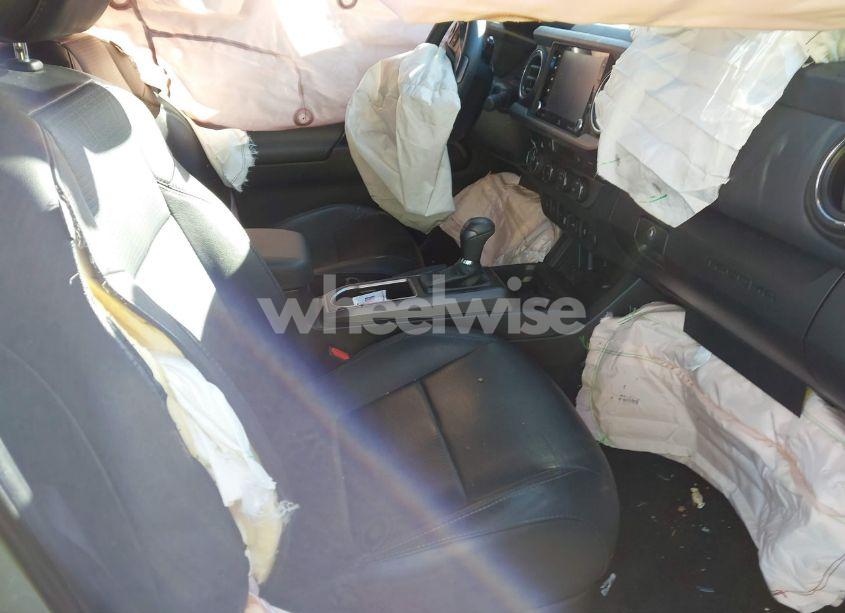 Photo 5 of 2022 Toyota Tacoma TRD OFF ROAD (VIN 3TMCZ5AN6NM482746)