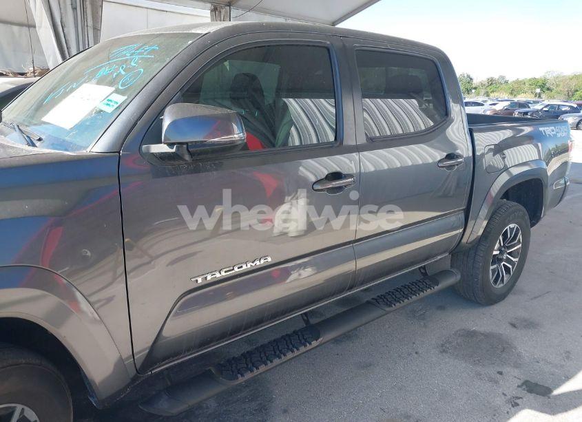 Photo 17 of 2022 Toyota Tacoma TRD SPORT (VIN 3TMCZ5AN6NM520900)