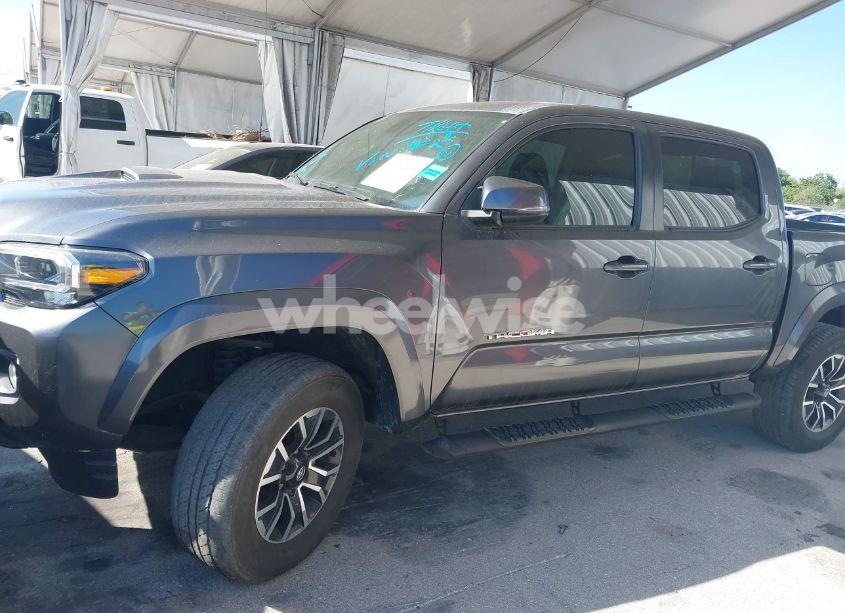 Photo 18 of 2022 Toyota Tacoma TRD SPORT (VIN 3TMCZ5AN6NM520900)