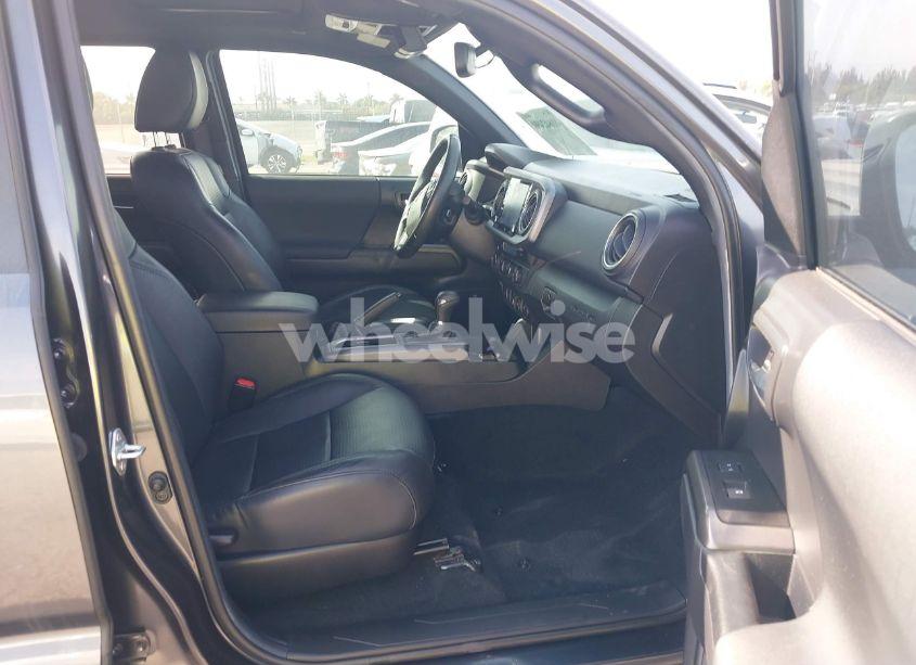 Photo 5 of 2022 Toyota Tacoma TRD SPORT (VIN 3TMCZ5AN6NM520900)