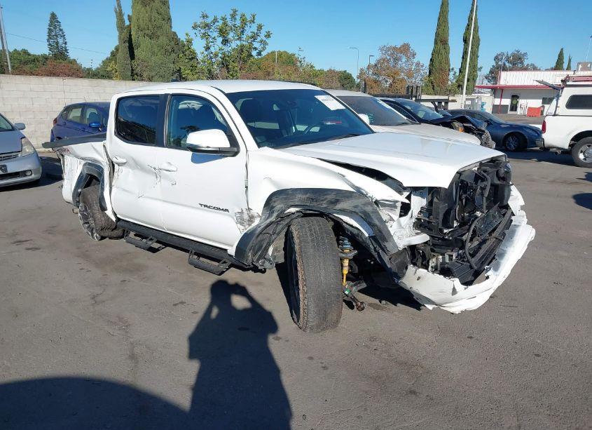 2023 Toyota Tacoma TRD OFF ROAD (VIN 3TMCZ5AN6PM585071) main photo