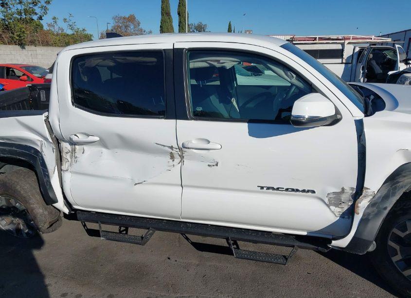 Photo 13 of 2023 Toyota Tacoma TRD OFF ROAD (VIN 3TMCZ5AN6PM585071)