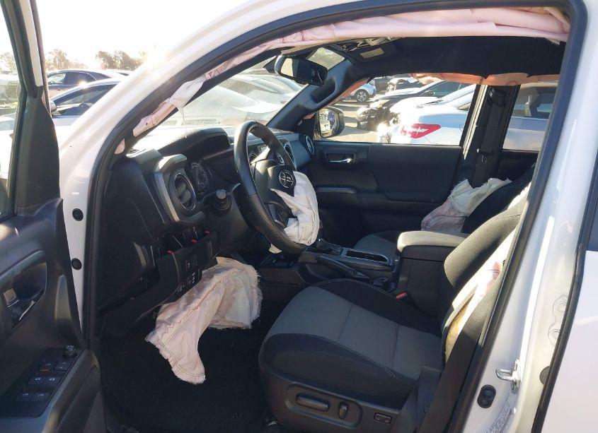 Photo 5 of 2023 Toyota Tacoma TRD OFF ROAD (VIN 3TMCZ5AN6PM585071)