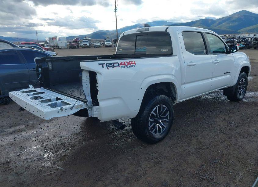 Photo 4 of 2023 Toyota Tacoma TRD SPORT (VIN 3TMCZ5AN6PM637881)