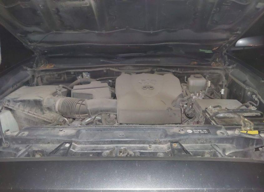 Photo 10 of 2016 Toyota Tacoma TRD OFF ROAD (VIN 3TMCZ5AN7GM037967)