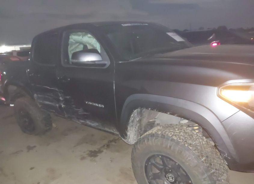 Photo 6 of 2016 Toyota Tacoma TRD OFF ROAD (VIN 3TMCZ5AN7GM037967)