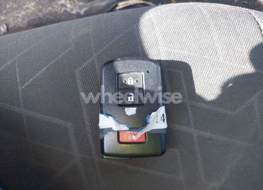 Photo 11 of 2017 Toyota Tacoma TRD OFF ROAD (VIN 3TMCZ5AN7HM061509)