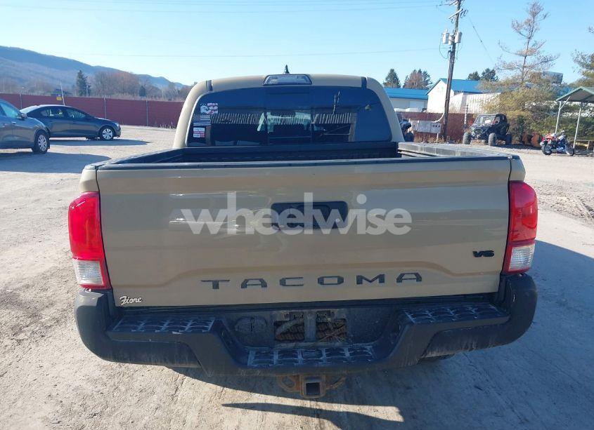 Photo 16 of 2017 Toyota Tacoma TRD OFF ROAD (VIN 3TMCZ5AN7HM061509)