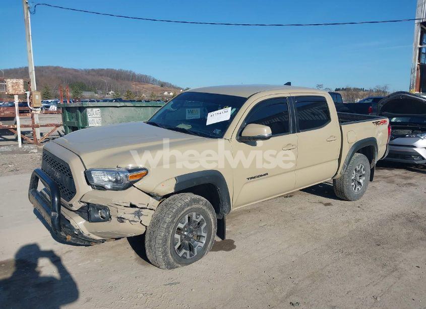 Photo 2 of 2017 Toyota Tacoma TRD OFF ROAD (VIN 3TMCZ5AN7HM061509)