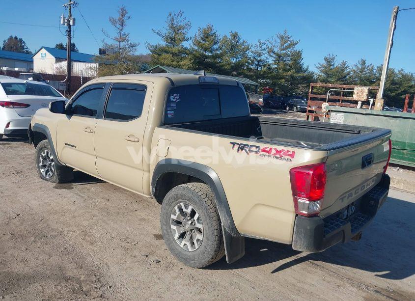 Photo 3 of 2017 Toyota Tacoma TRD OFF ROAD (VIN 3TMCZ5AN7HM061509)