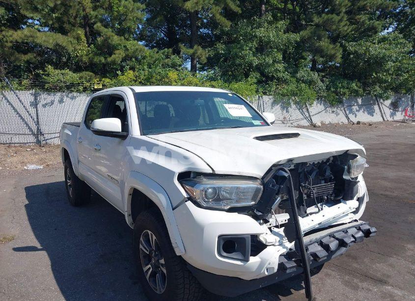 2017 Toyota Tacoma TRD SPORT (VIN 3TMCZ5AN7HM065835) main photo