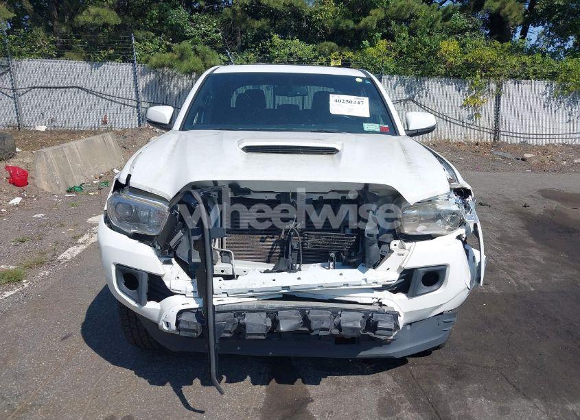 Photo 12 of 2017 Toyota Tacoma TRD SPORT (VIN 3TMCZ5AN7HM065835)