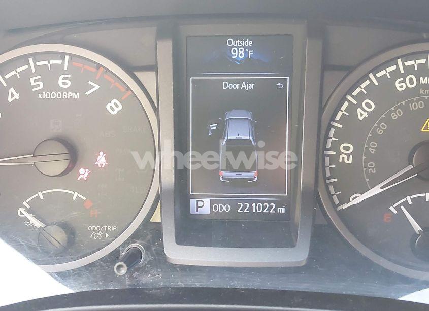 Photo 15 of 2017 Toyota Tacoma TRD SPORT (VIN 3TMCZ5AN7HM065835)