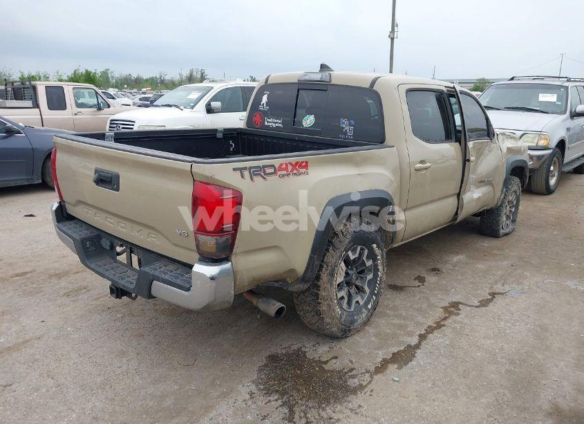 Photo 4 of 2018 Toyota Tacoma TRD OFF ROAD (VIN 3TMCZ5AN7JM159994)