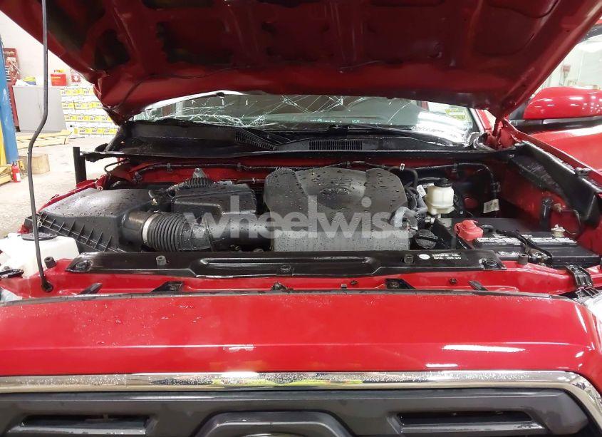 Photo 10 of 2019 Toyota Tacoma SR5 V6 (VIN 3TMCZ5AN7KM232265)