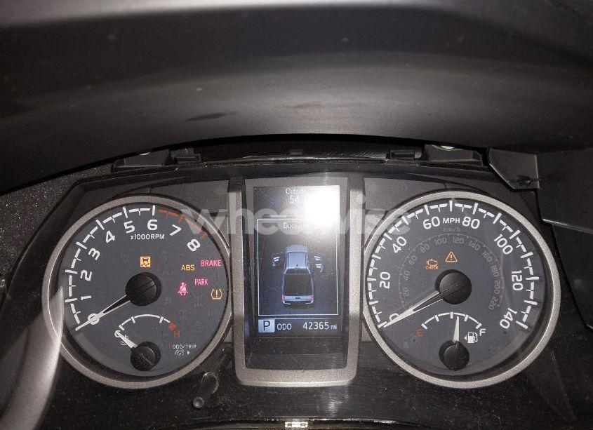 Photo 7 of 2019 Toyota Tacoma SR5 V6 (VIN 3TMCZ5AN7KM232265)