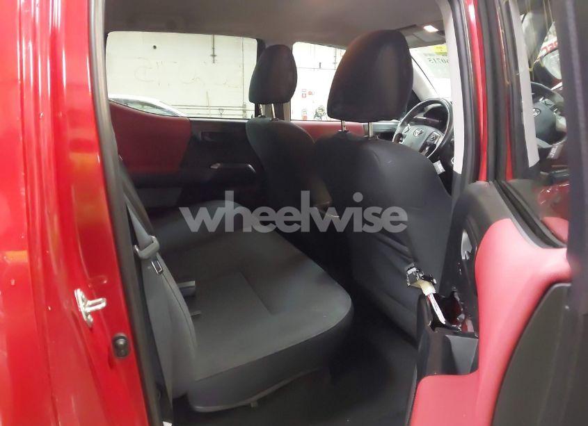 Photo 8 of 2019 Toyota Tacoma SR5 V6 (VIN 3TMCZ5AN7KM232265)