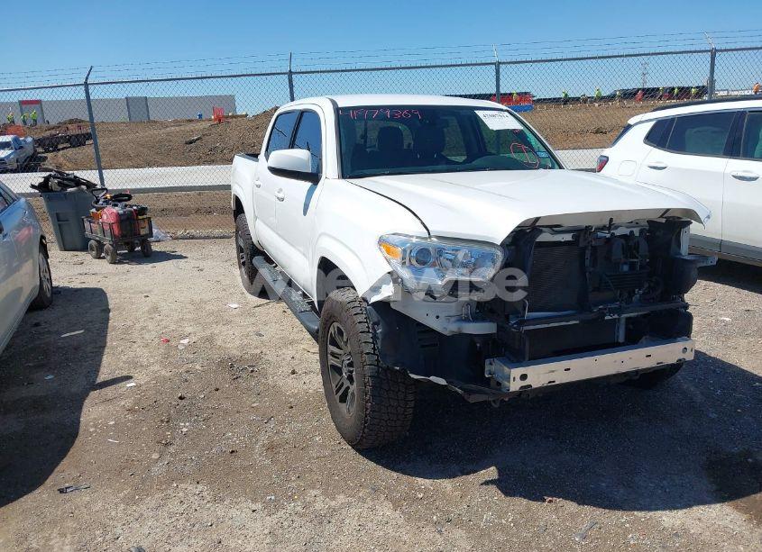 2019 Toyota Tacoma SR V6 (VIN 3TMCZ5AN7KM251771) main photo