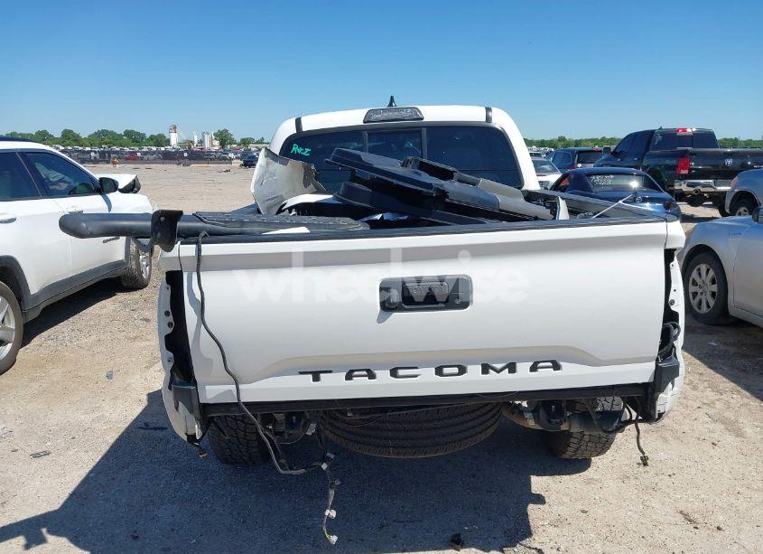 Photo 16 of 2019 Toyota Tacoma SR V6 (VIN 3TMCZ5AN7KM251771)