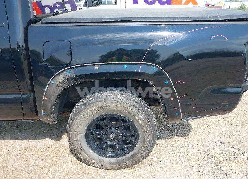 Photo 19 of 2019 Toyota Tacoma SR5 V6 (VIN 3TMCZ5AN7KM285225)