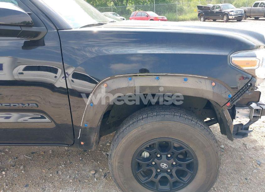 Photo 21 of 2019 Toyota Tacoma SR5 V6 (VIN 3TMCZ5AN7KM285225)