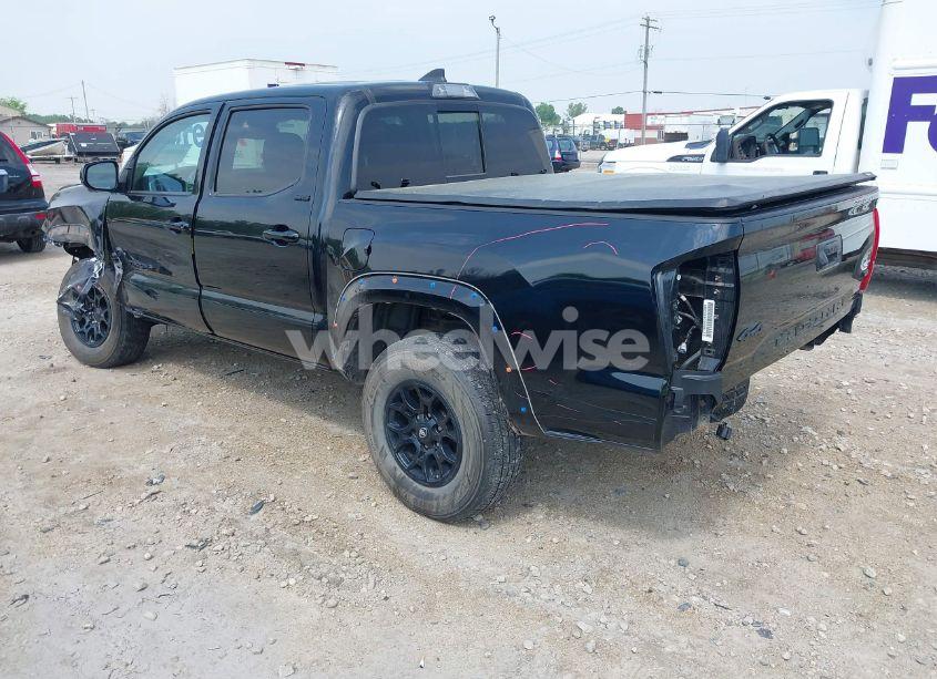 Photo 3 of 2019 Toyota Tacoma SR5 V6 (VIN 3TMCZ5AN7KM285225)